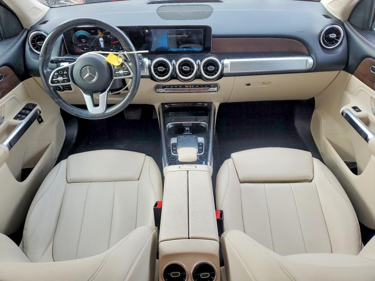 2020 MERCEDES-BENZ GLB 250 4MATIC photo 8