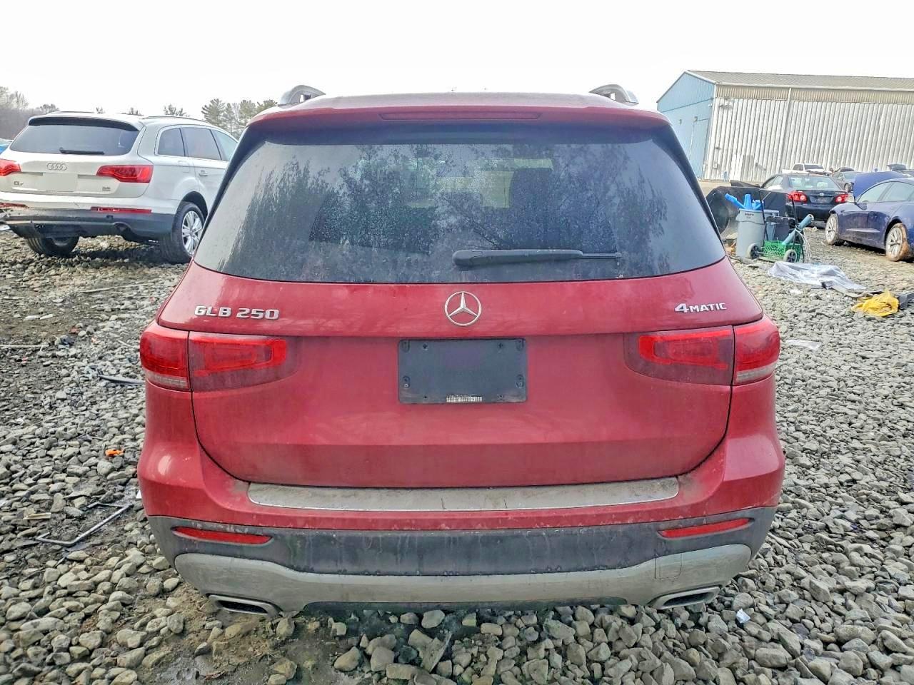 2020 MERCEDES-BENZ GLB 250 4MATIC photo 6