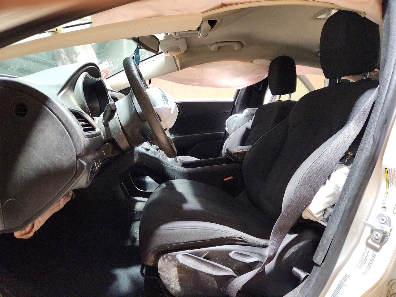 2015 CHRYSLER 200 LIMITED photo 7