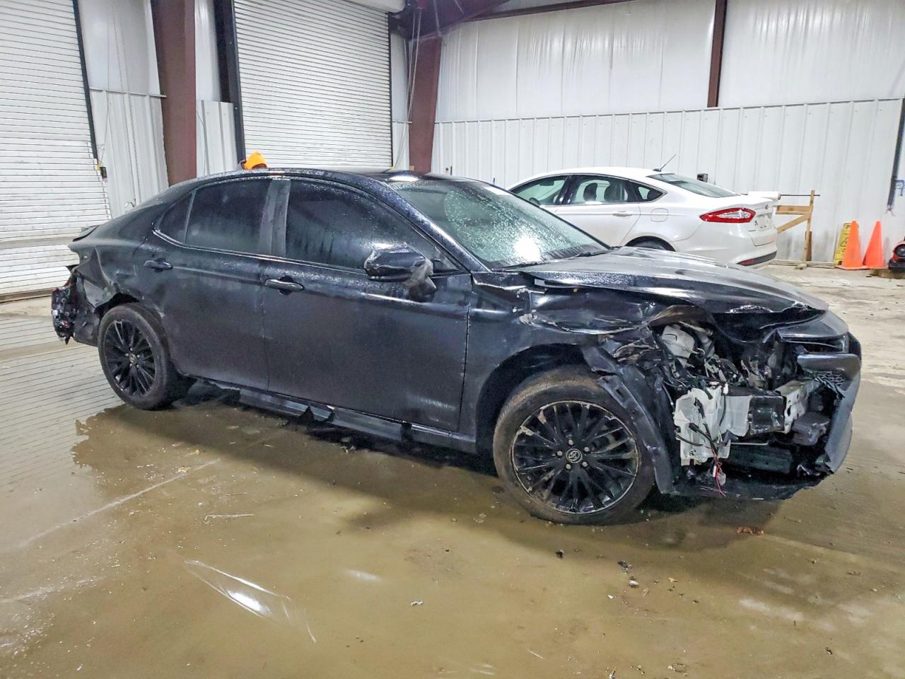 2019 TOYOTA CAMRY L photo 4