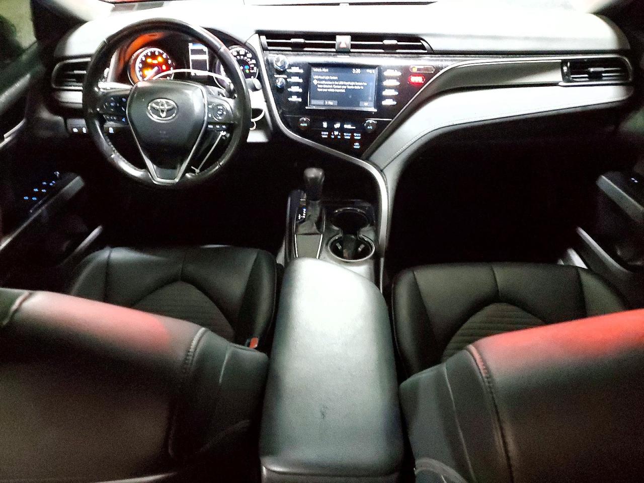 2019 TOYOTA CAMRY L photo 8