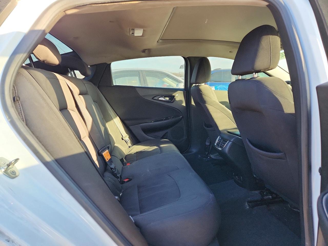 2018 CHEVROLET MALIBU LT photo 10