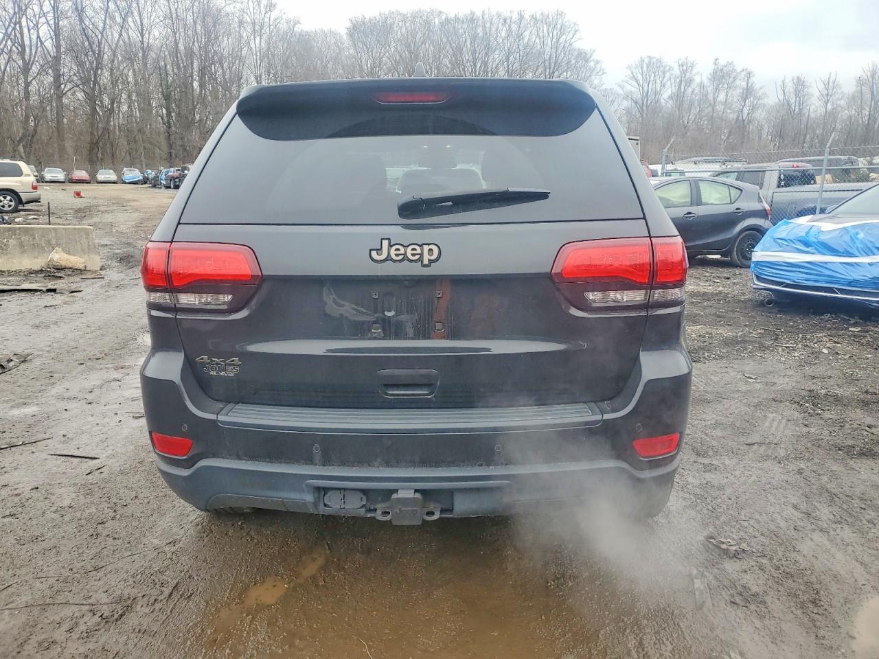 2016 JEEP GRAND CHEROKEE LAREDO photo 6