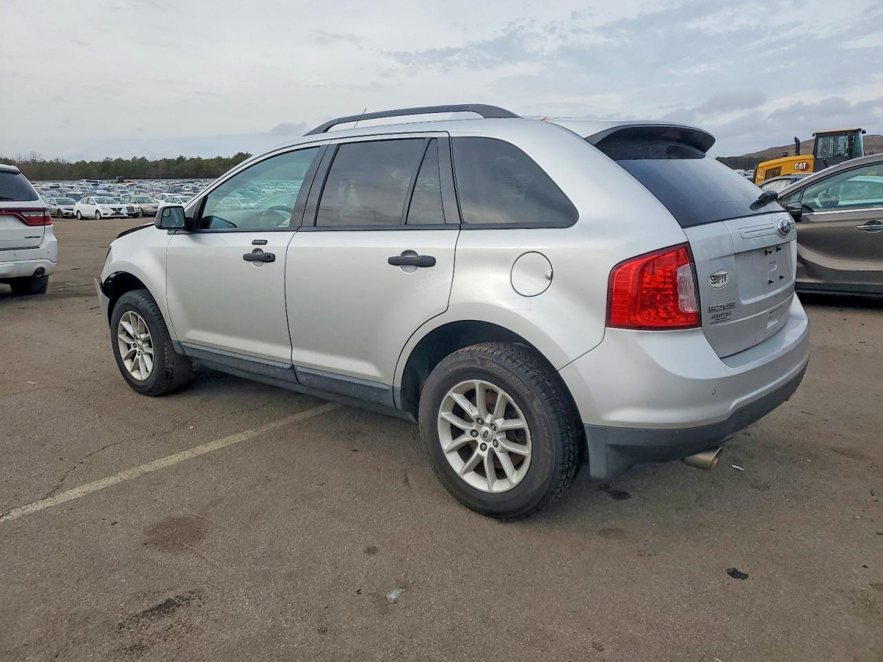 2013 FORD EDGE SE photo 2
