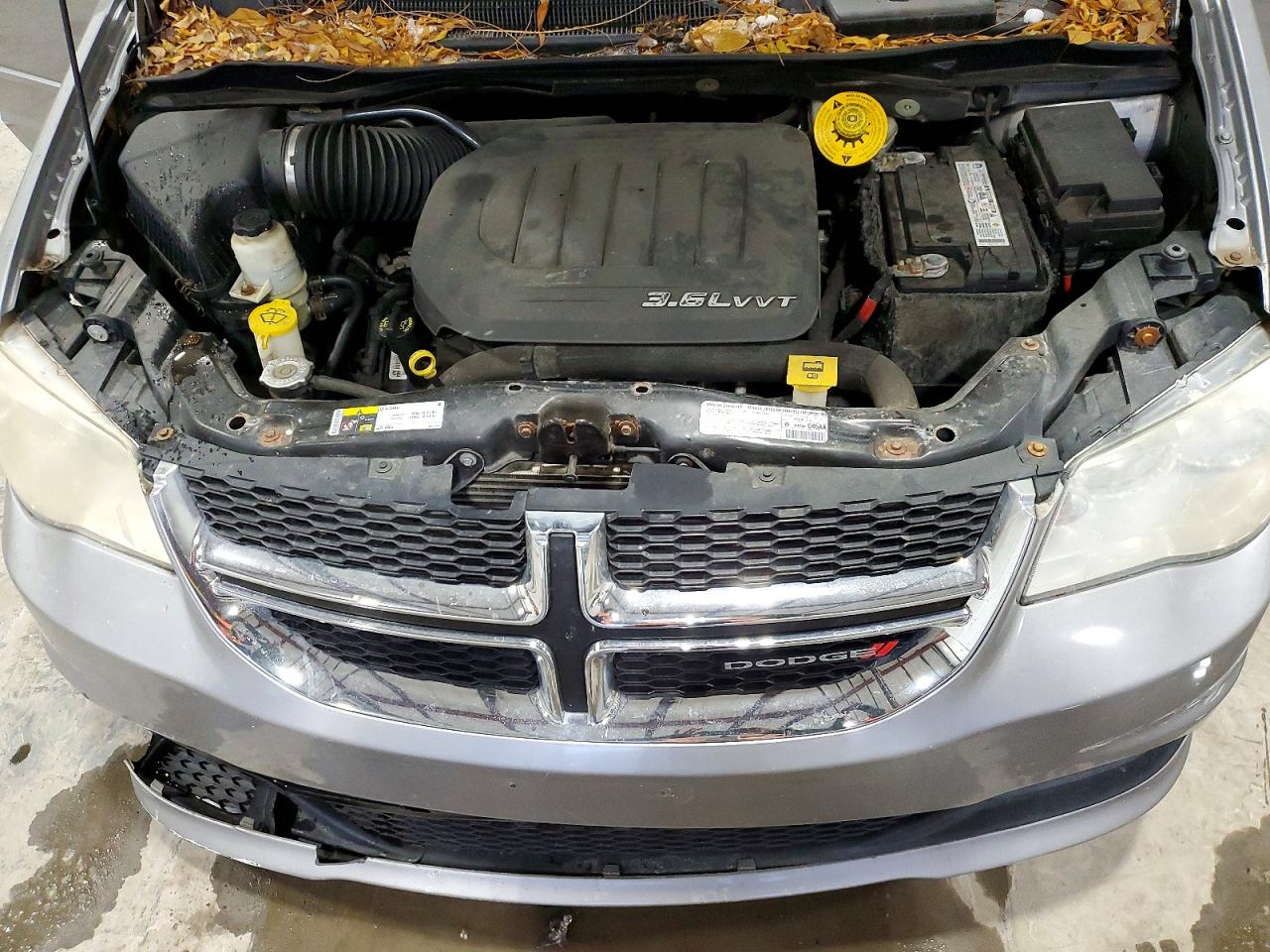 2013 DODGE GRAND CARAVAN SXT photo 12