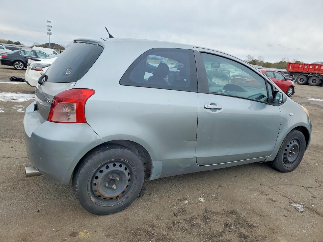 2007 TOYOTA YARIS photo 3