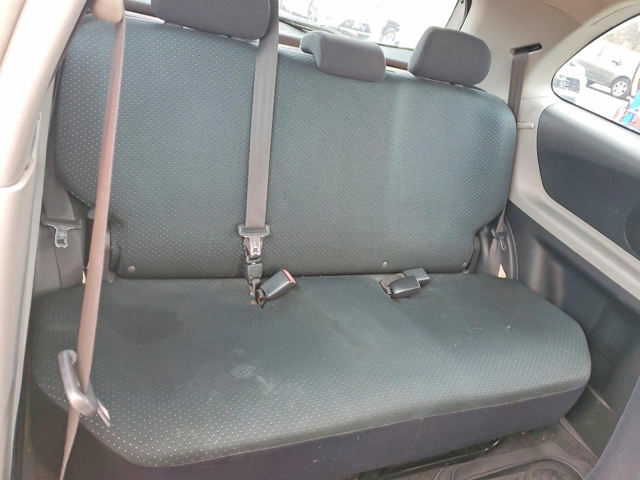 2007 TOYOTA YARIS photo 10