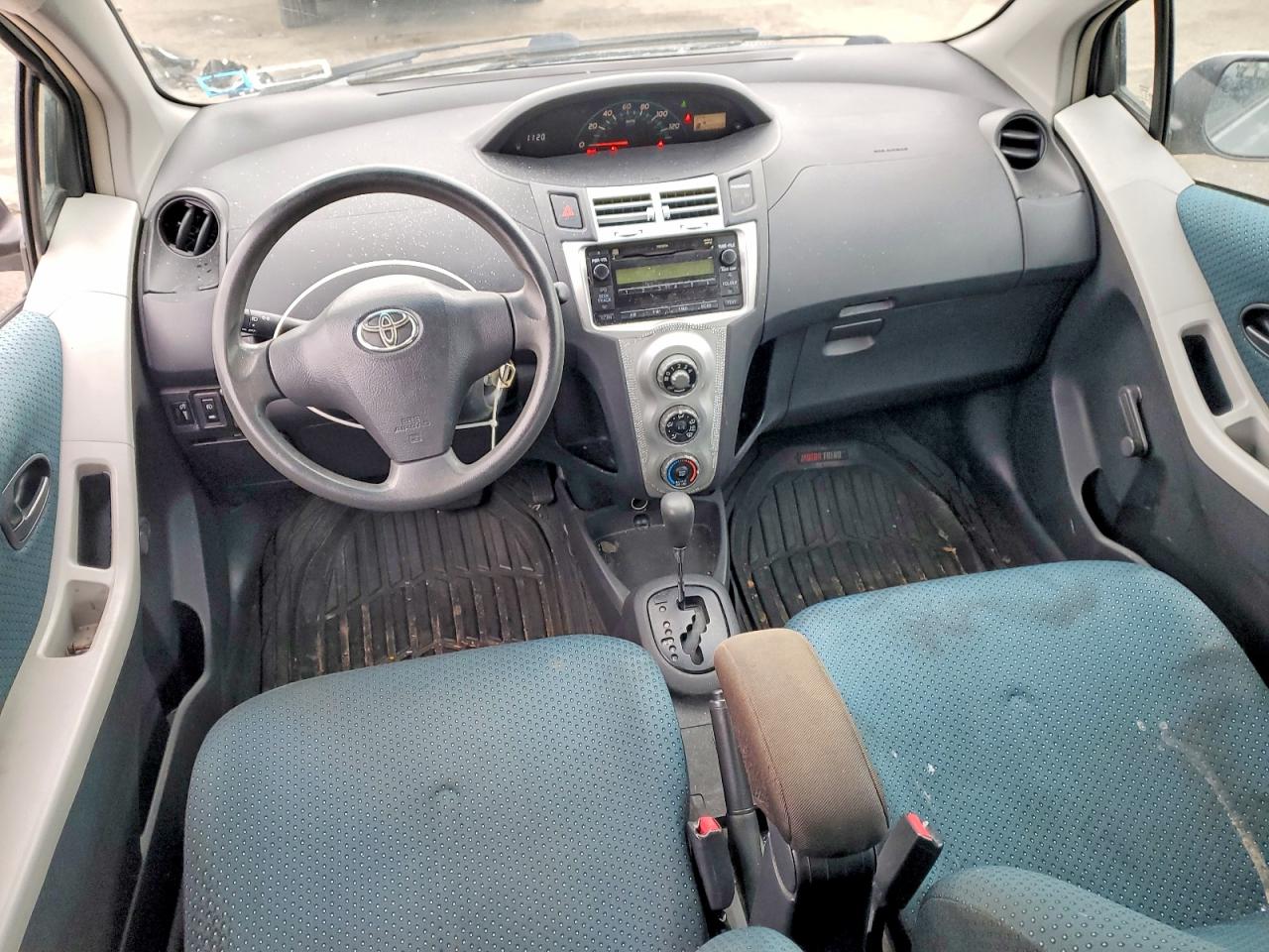 2007 TOYOTA YARIS photo 8