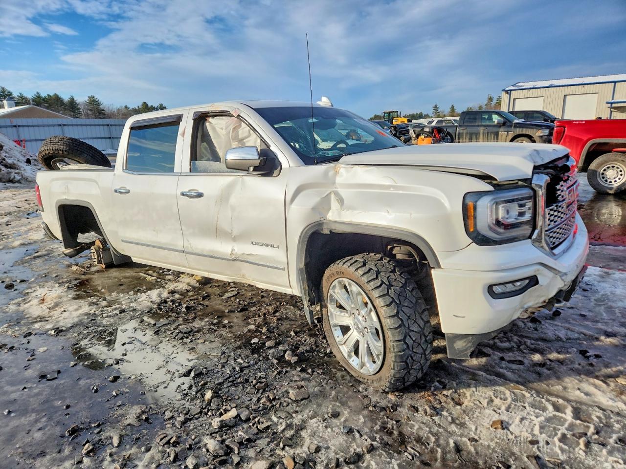 2017 GMC SIERRA K1500 DENALI photo 4