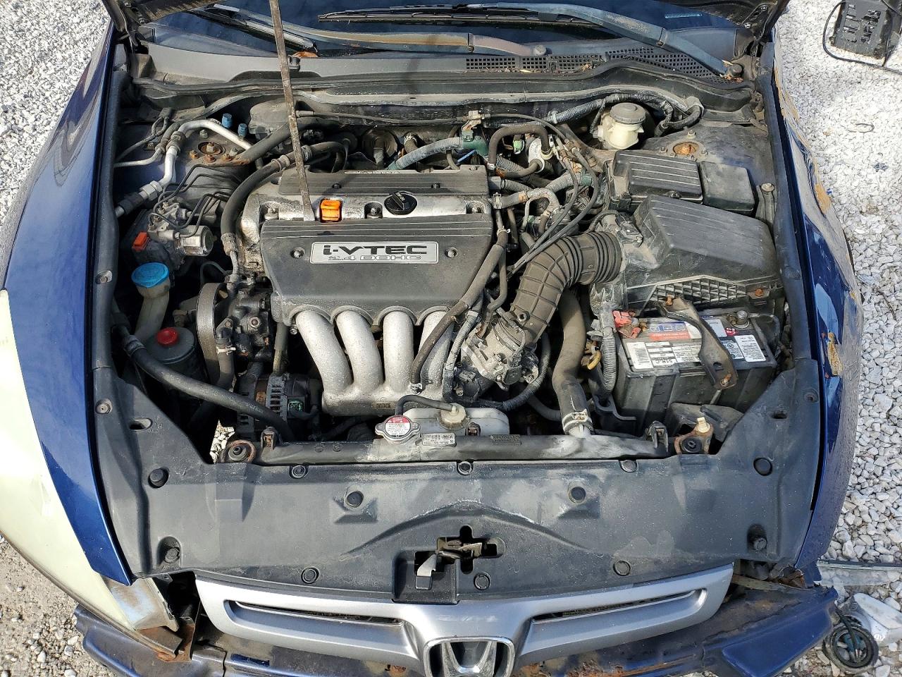 2004 HONDA ACCORD LX photo 11