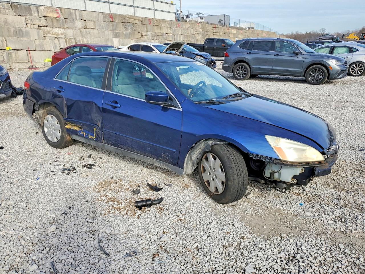 2004 HONDA ACCORD LX photo 4