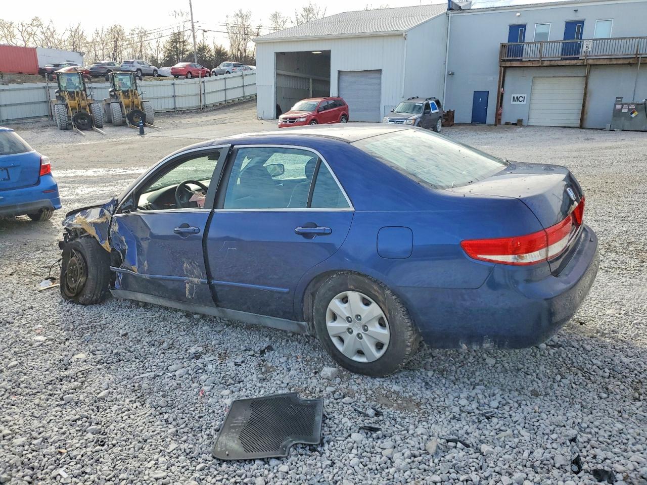 2004 HONDA ACCORD LX photo 2