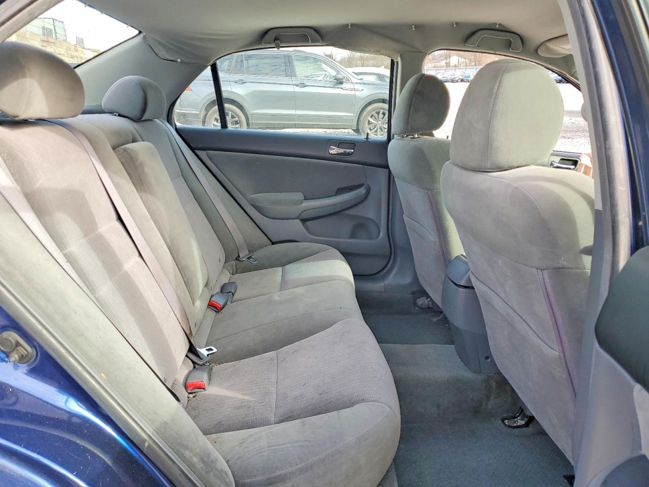 2004 HONDA ACCORD LX photo 10
