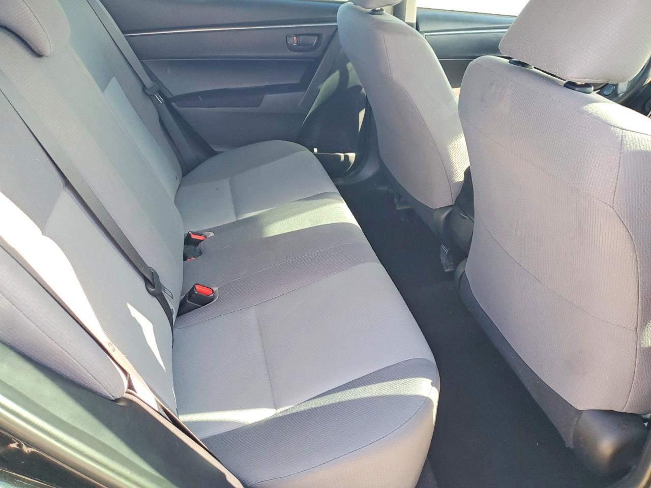 2014 TOYOTA COROLLA L photo 10