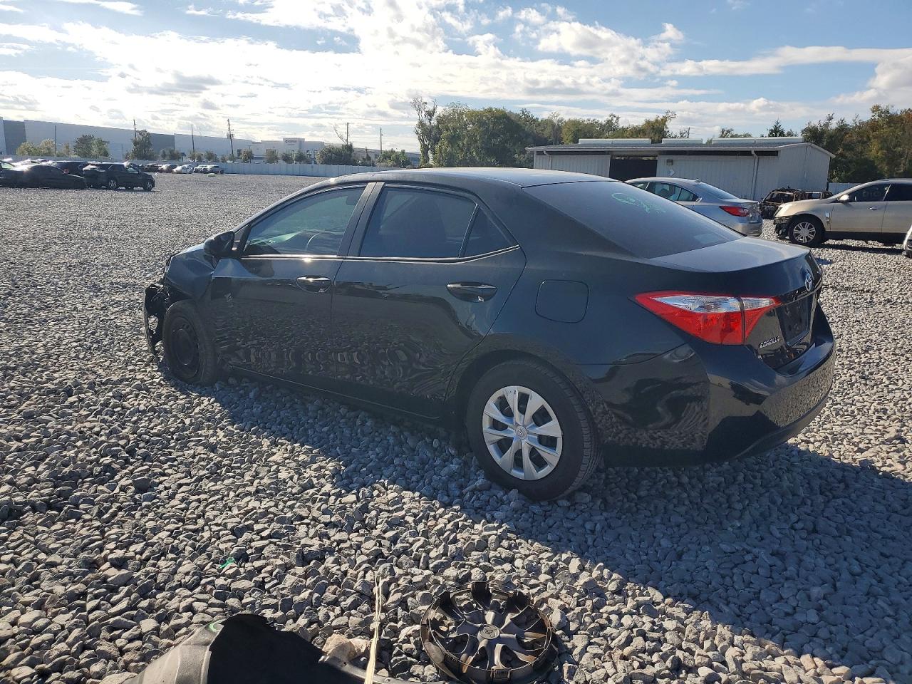 2014 TOYOTA COROLLA L photo 2