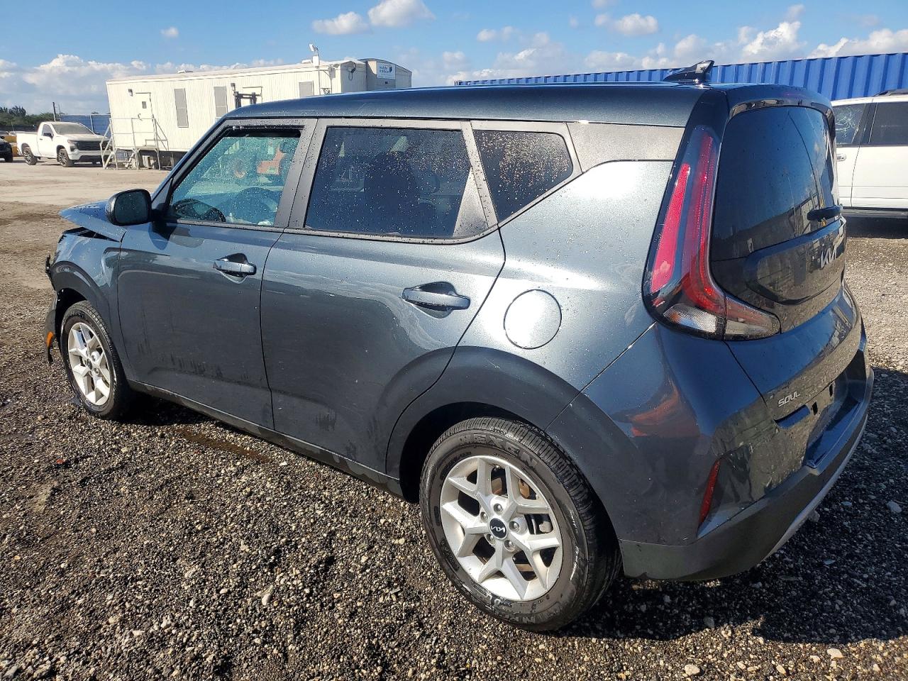 2025 KIA SOUL LX photo 2