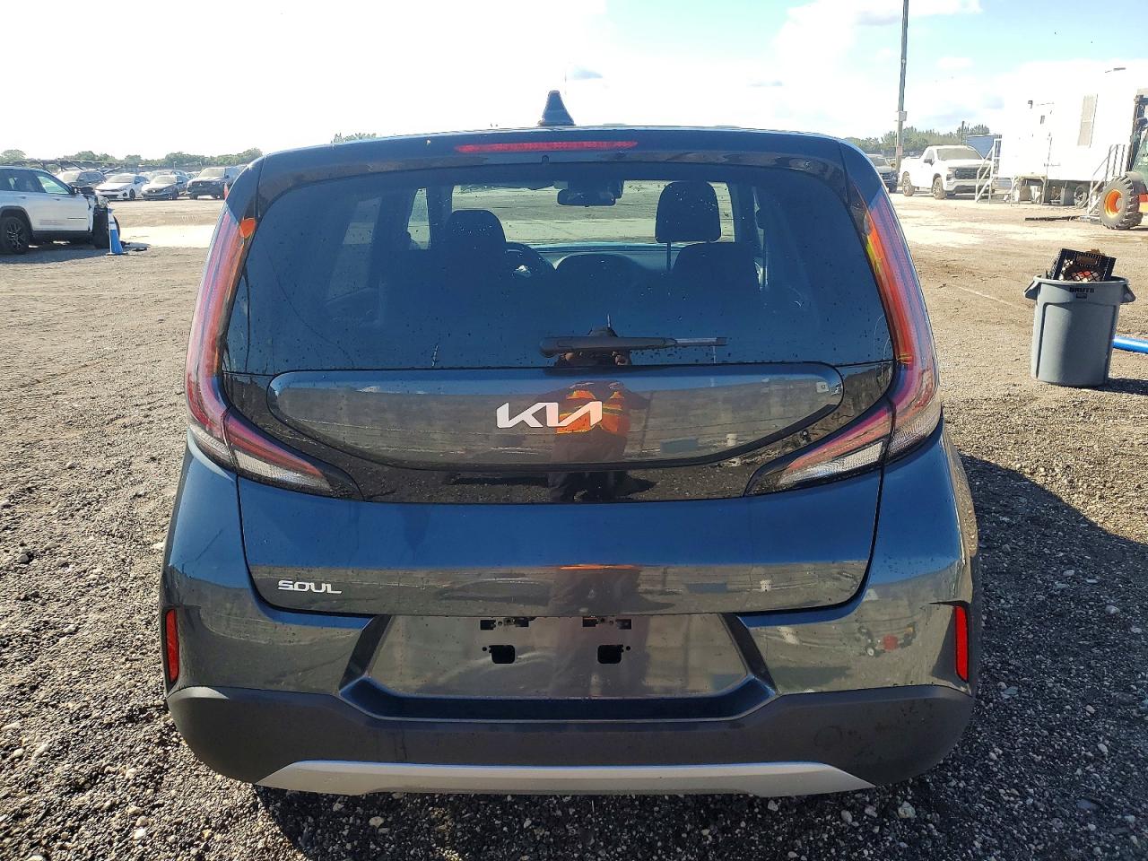 2025 KIA SOUL LX photo 6