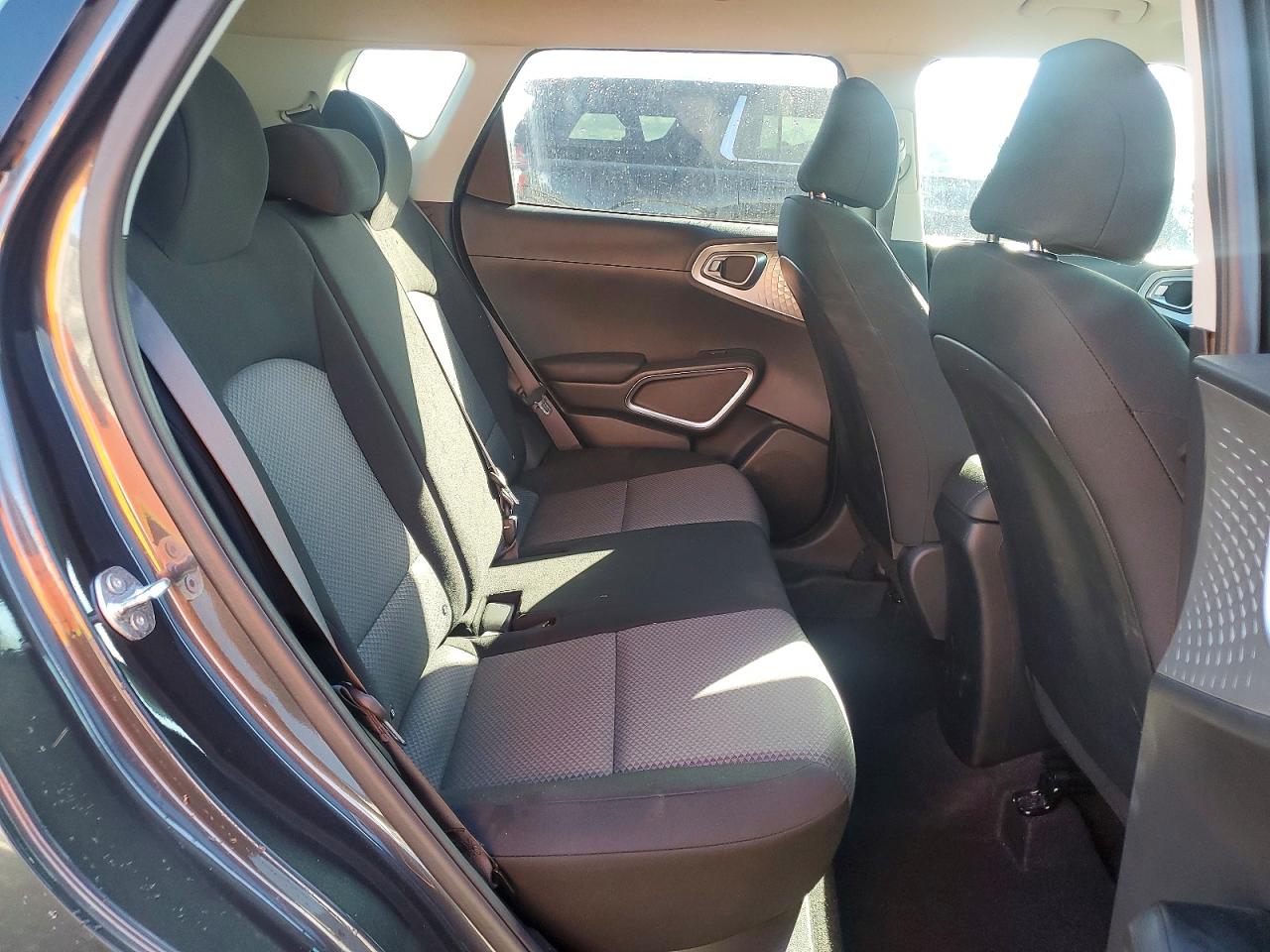 2025 KIA SOUL LX photo 10