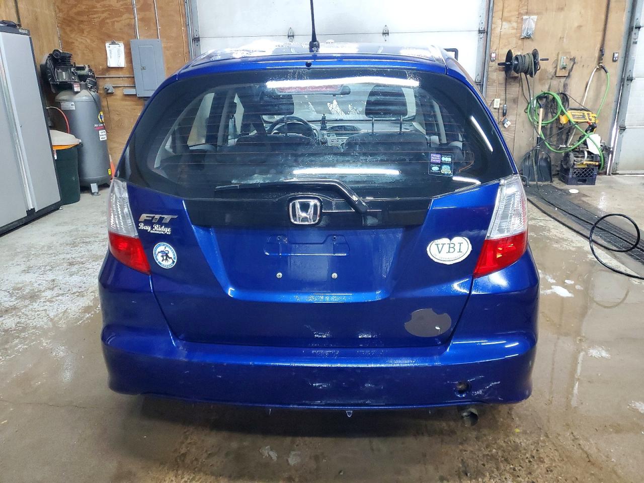 2013 HONDA FIT photo 6