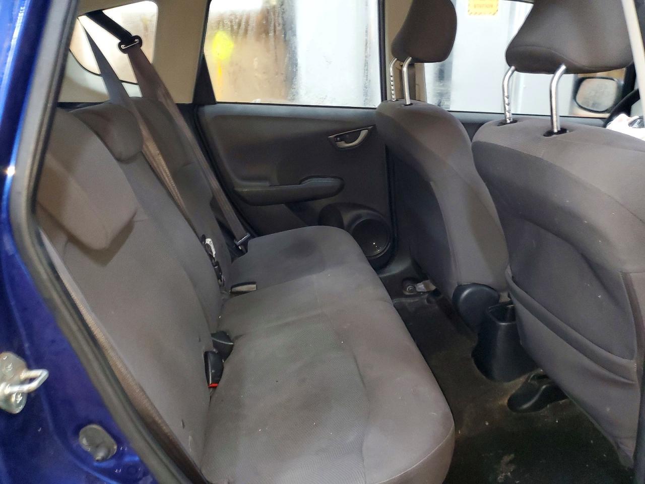 2013 HONDA FIT photo 10