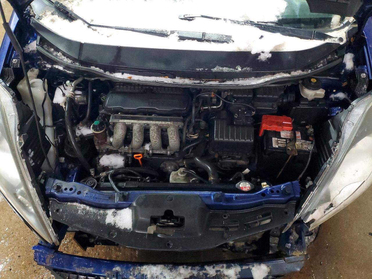 2013 HONDA FIT photo 11