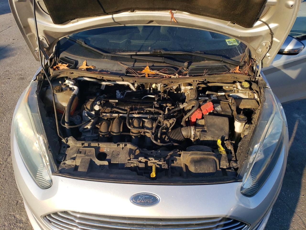 2018 FORD FIESTA SE photo 11