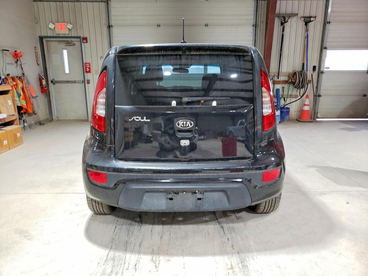 2013 KIA SOUL + photo 6