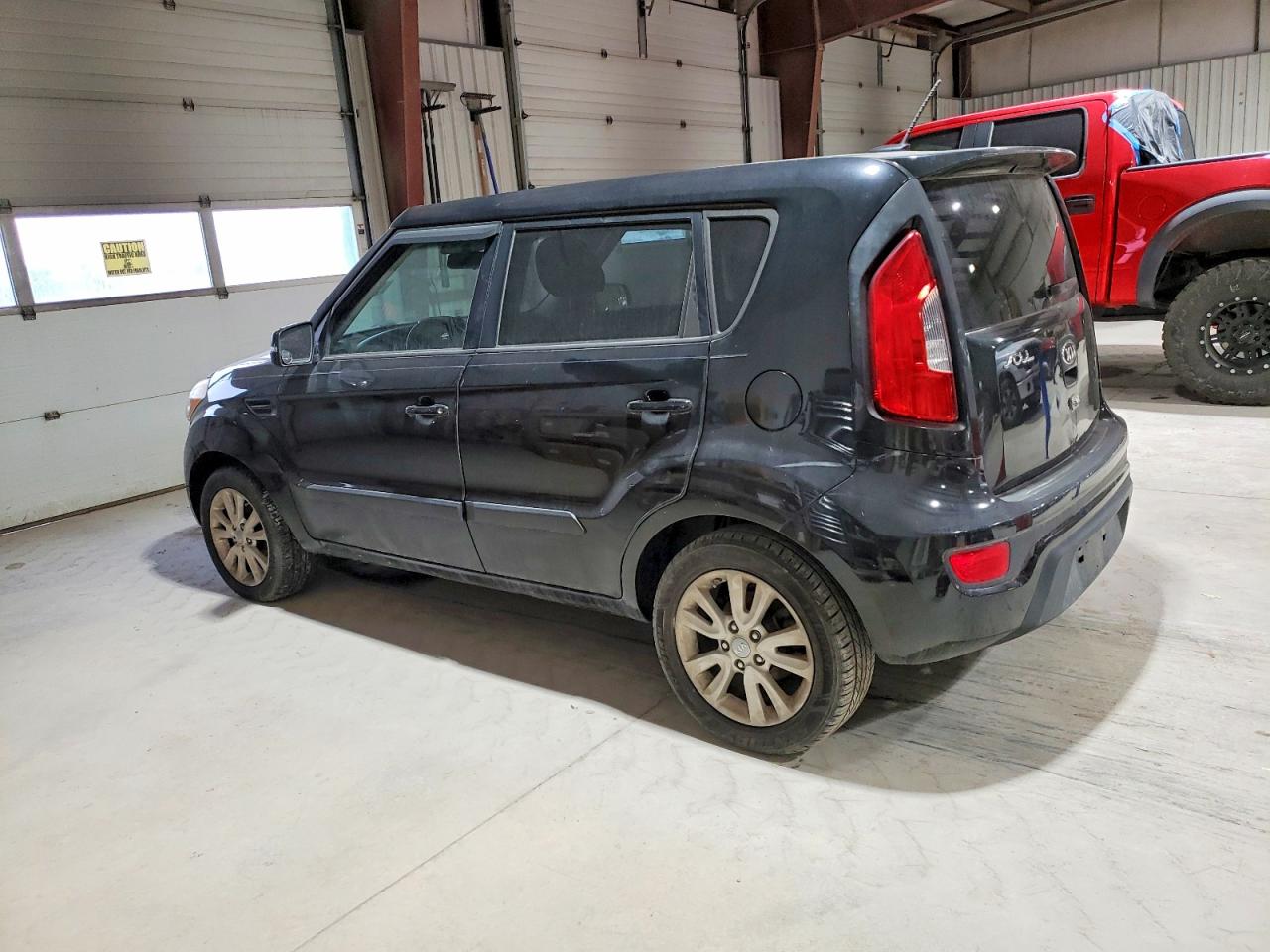 2013 KIA SOUL + photo 2