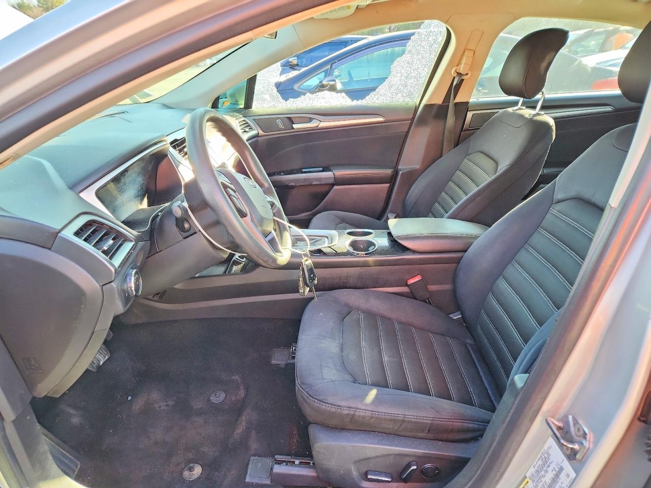 2013 FORD FUSION SE photo 7