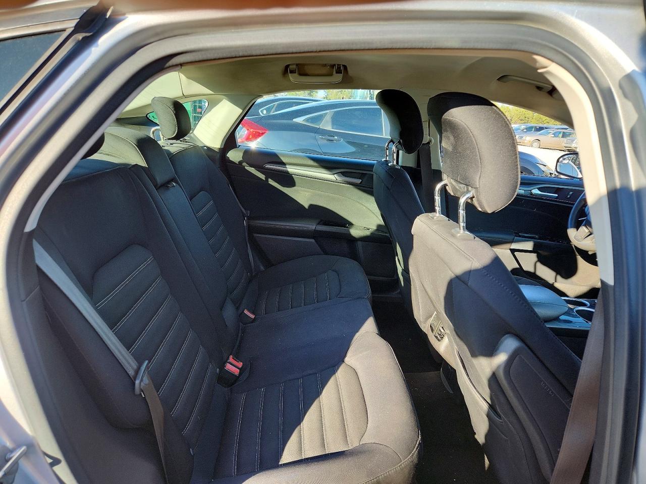 2013 FORD FUSION SE photo 10