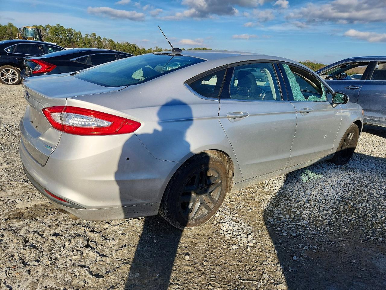 2013 FORD FUSION SE photo 3