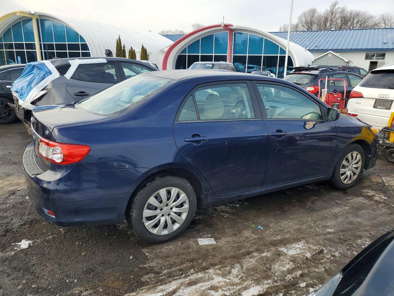 2012 TOYOTA COROLLA BASE photo 3