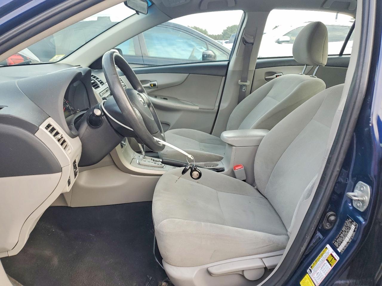 2012 TOYOTA COROLLA BASE photo 7