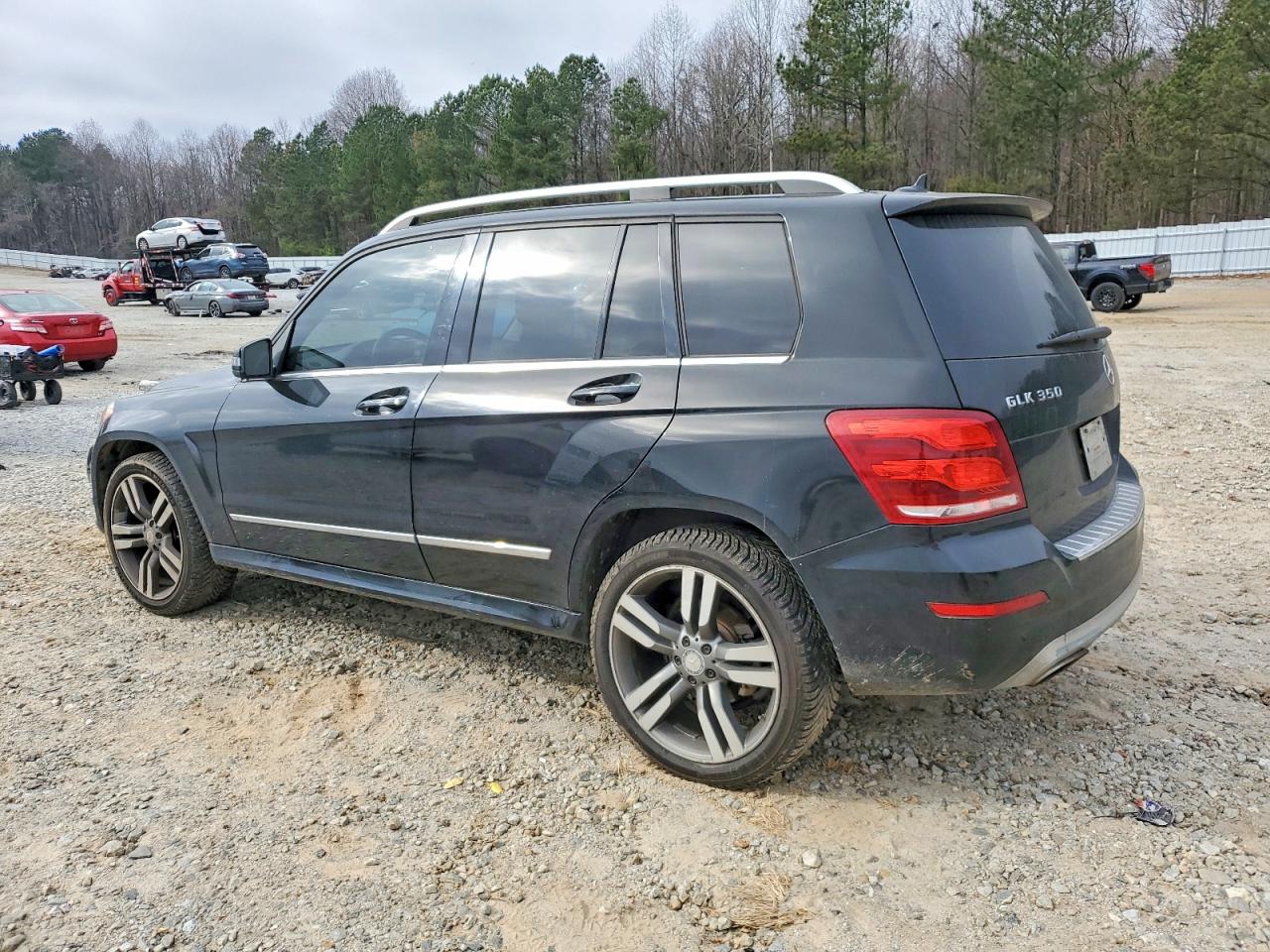 2015 MERCEDES-BENZ GLK 350 photo 2