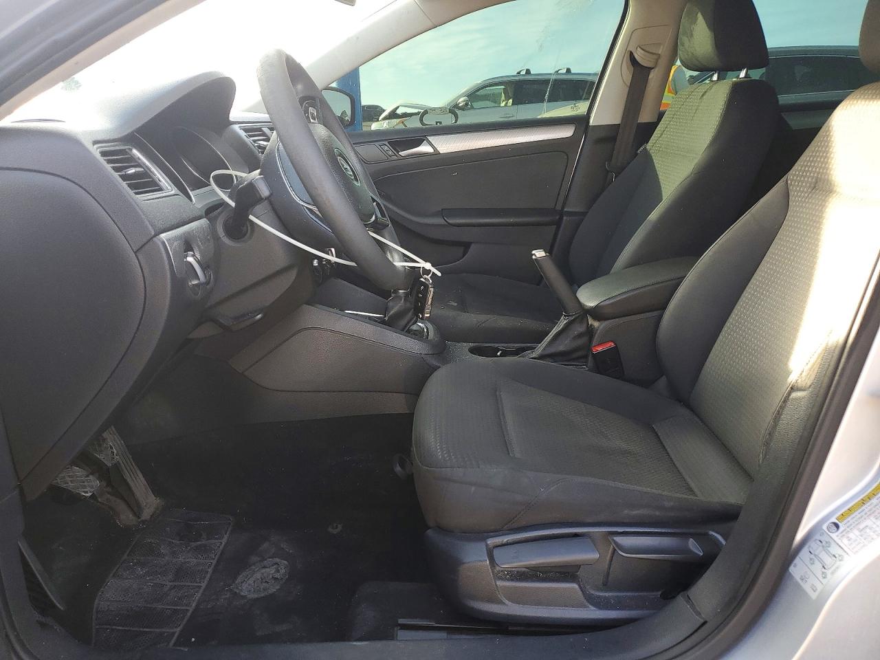 2016 VOLKSWAGEN JETTA SE photo 7