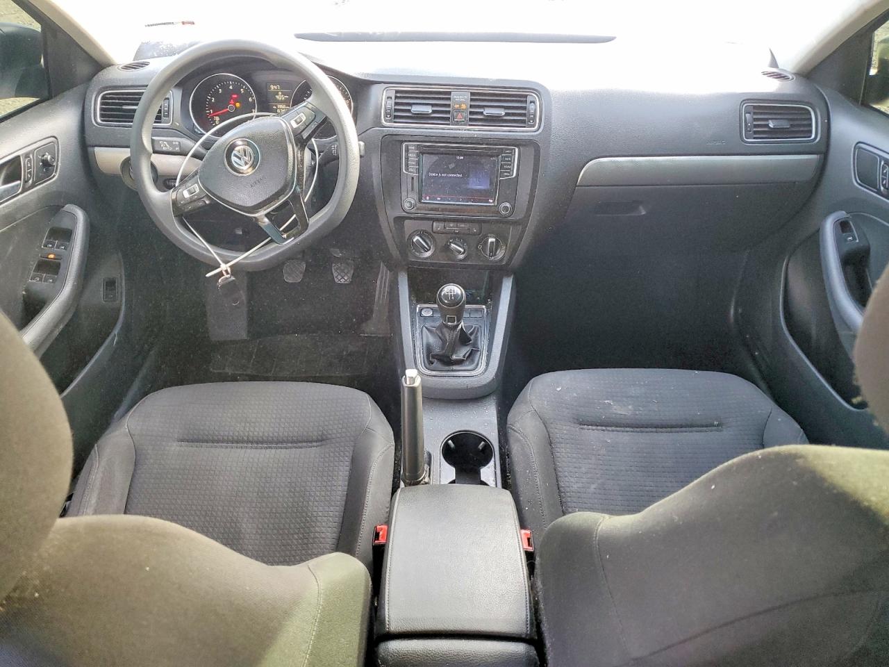 2016 VOLKSWAGEN JETTA SE photo 8
