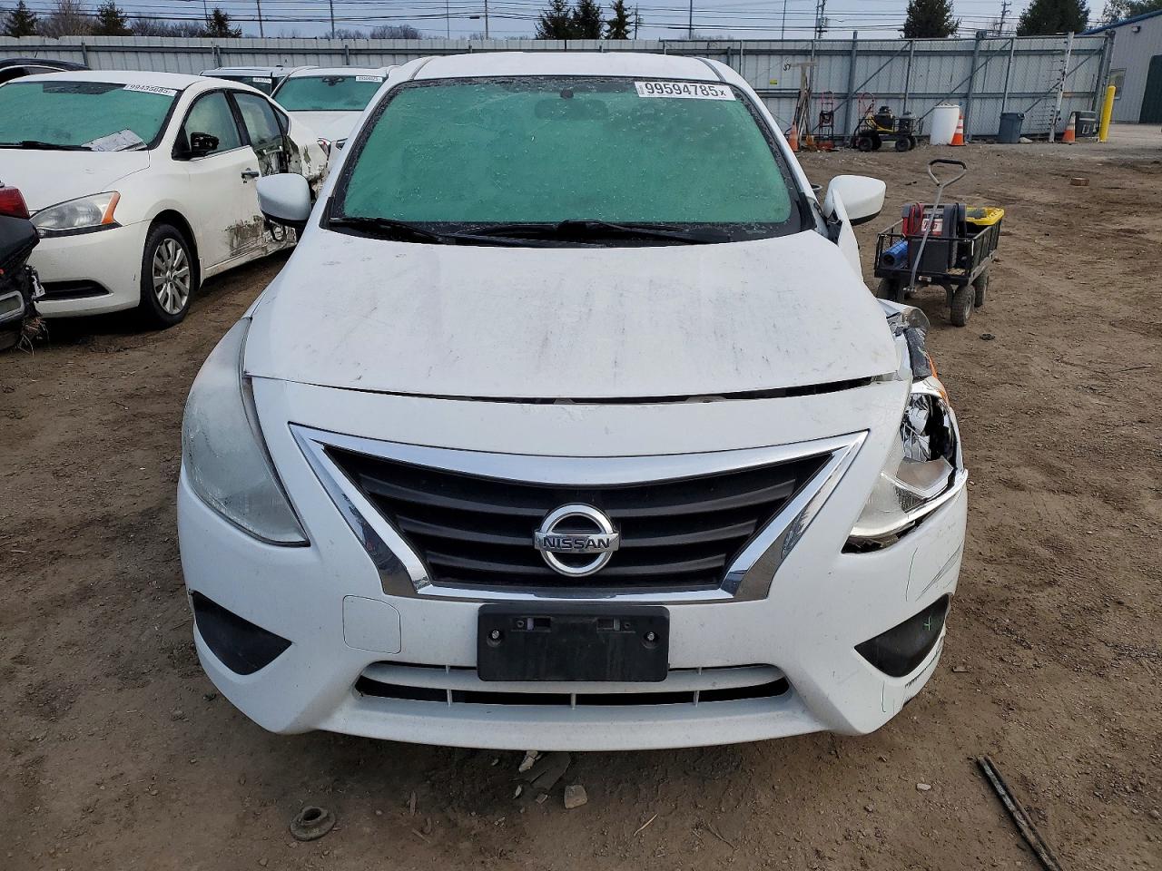 2018 NISSAN VERSA S photo 5