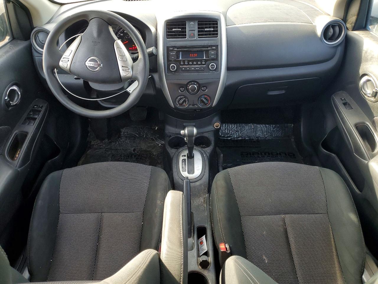 2018 NISSAN VERSA S photo 8