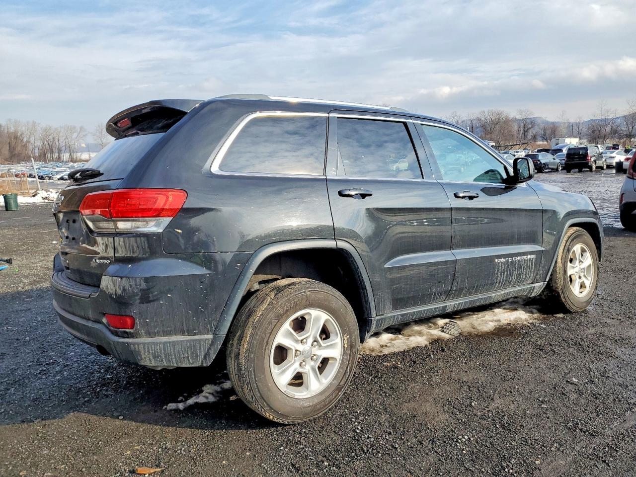 2014 JEEP GRAND CHEROKEE LAREDO photo 3