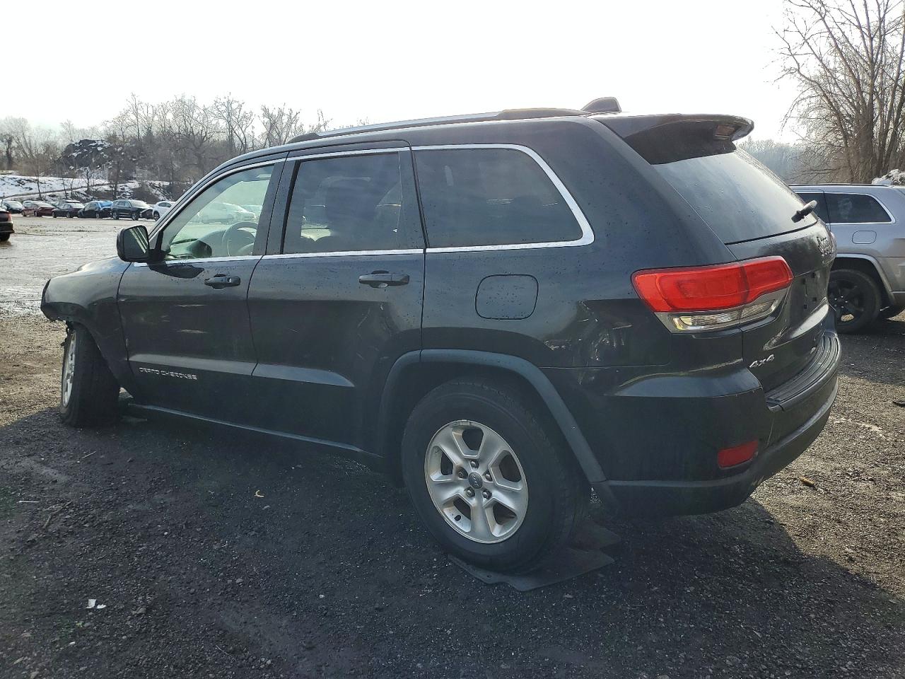 2014 JEEP GRAND CHEROKEE LAREDO photo 2