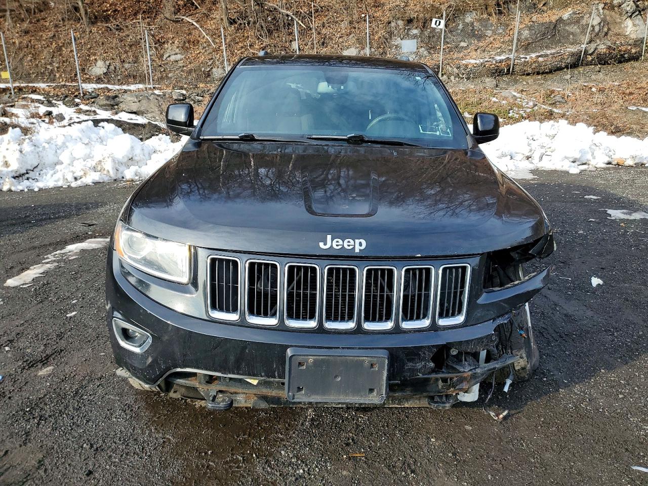 2014 JEEP GRAND CHEROKEE LAREDO photo 5