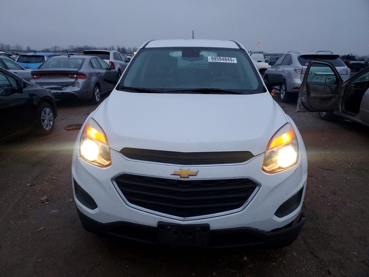 2017 CHEVROLET EQUINOX LS photo 5