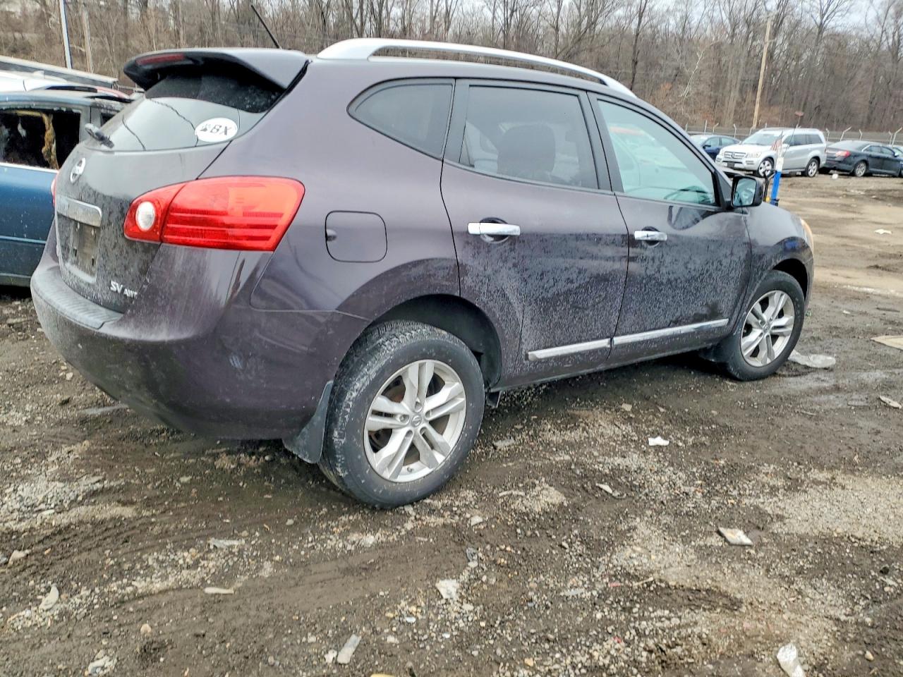 2013 NISSAN ROGUE S photo 3