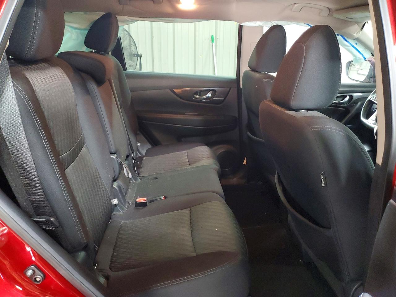2019 NISSAN ROGUE SV photo 10