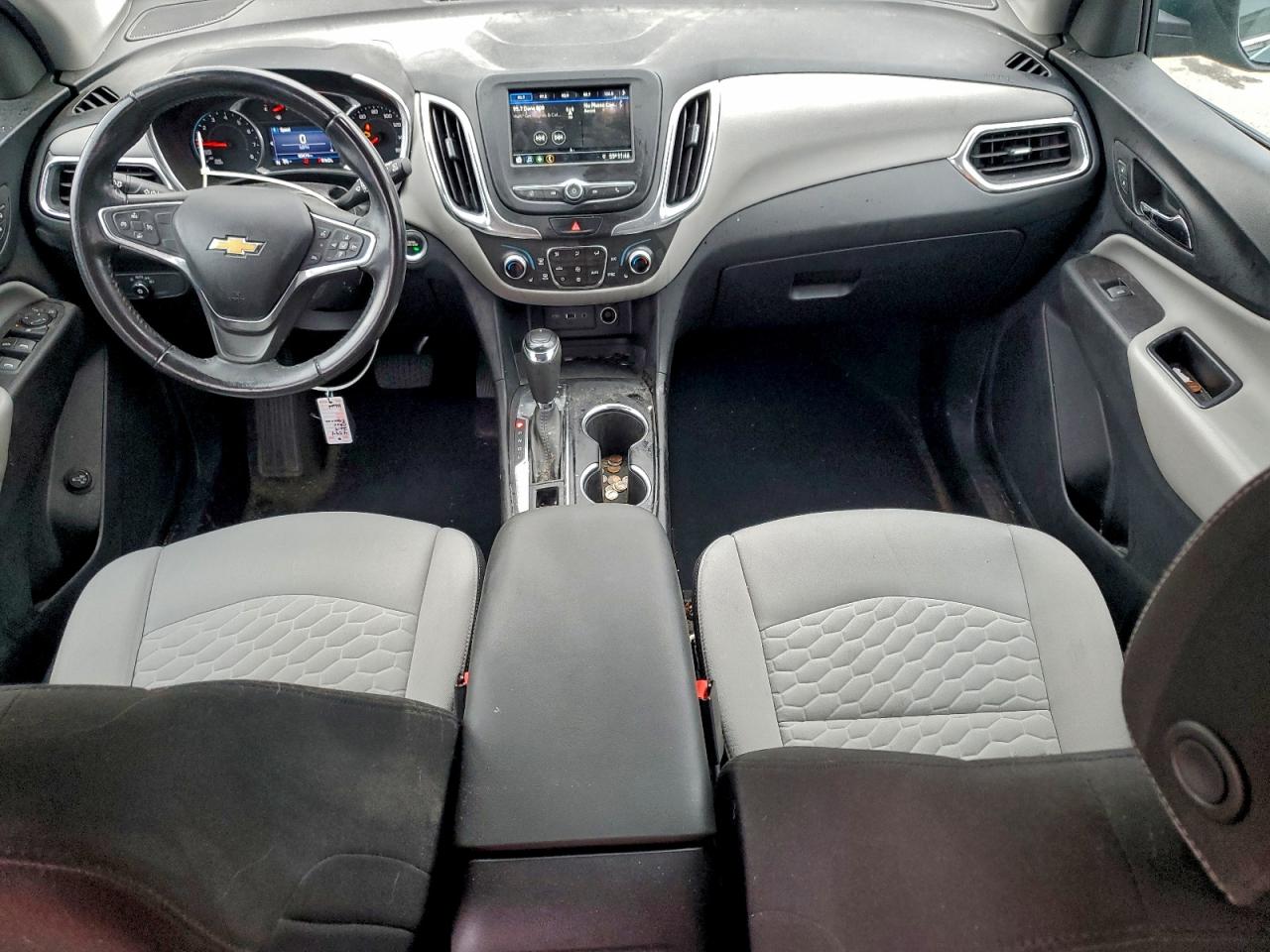 2019 CHEVROLET EQUINOX LT photo 8