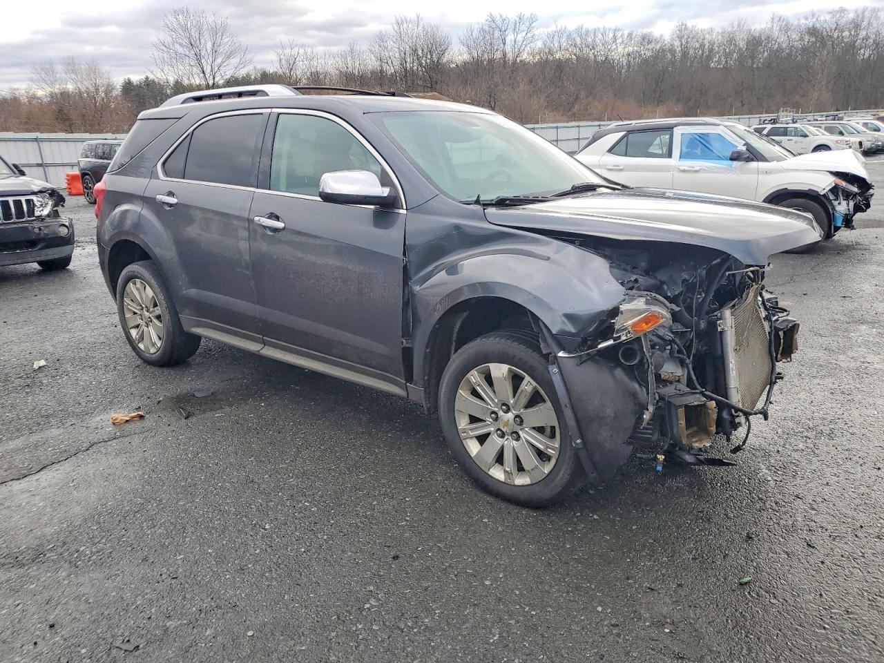 2010 CHEVROLET EQUINOX LTZ photo 4