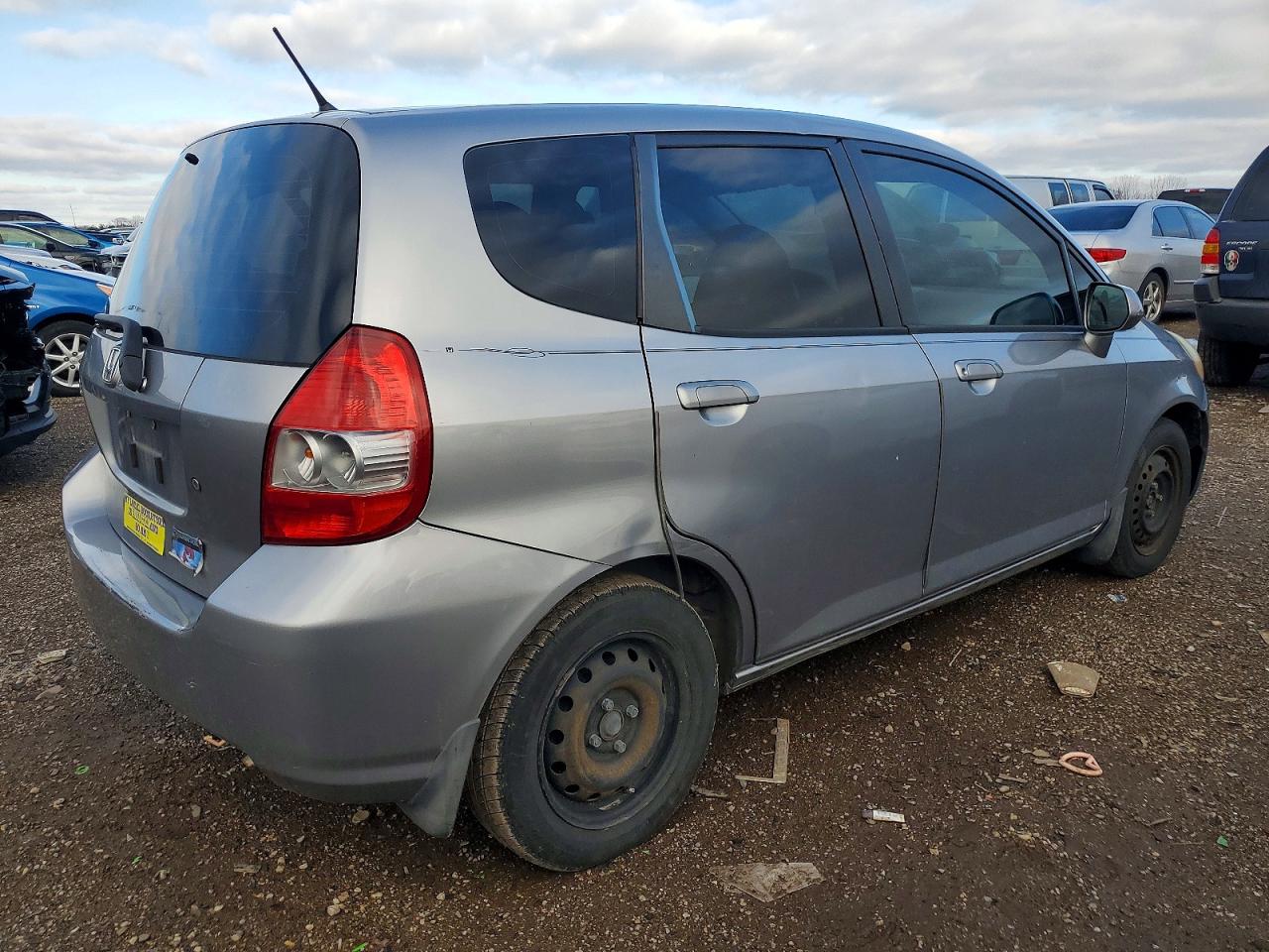 2008 HONDA FIT photo 5