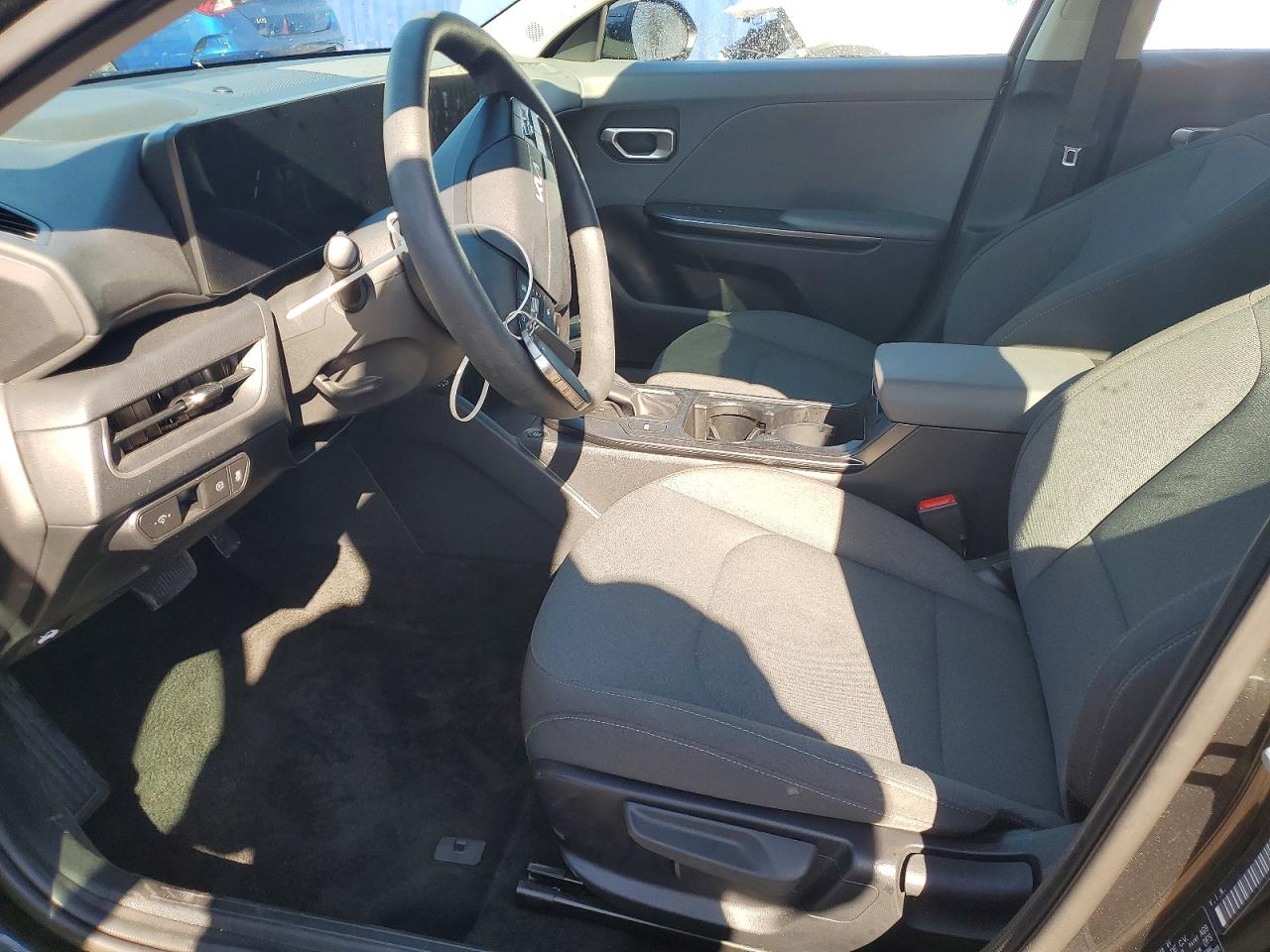 2025 KIA K4 LX photo 7