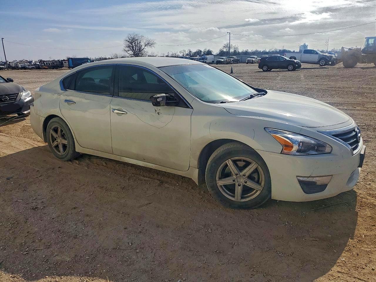2015 NISSAN ALTIMA 2.5 photo 4