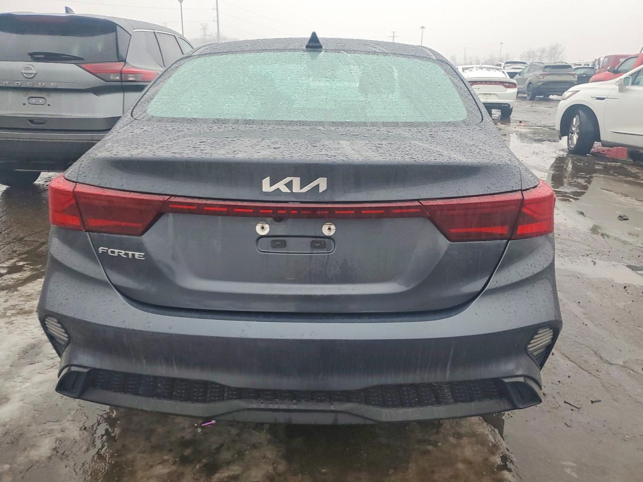 2023 KIA FORTE LX photo 6